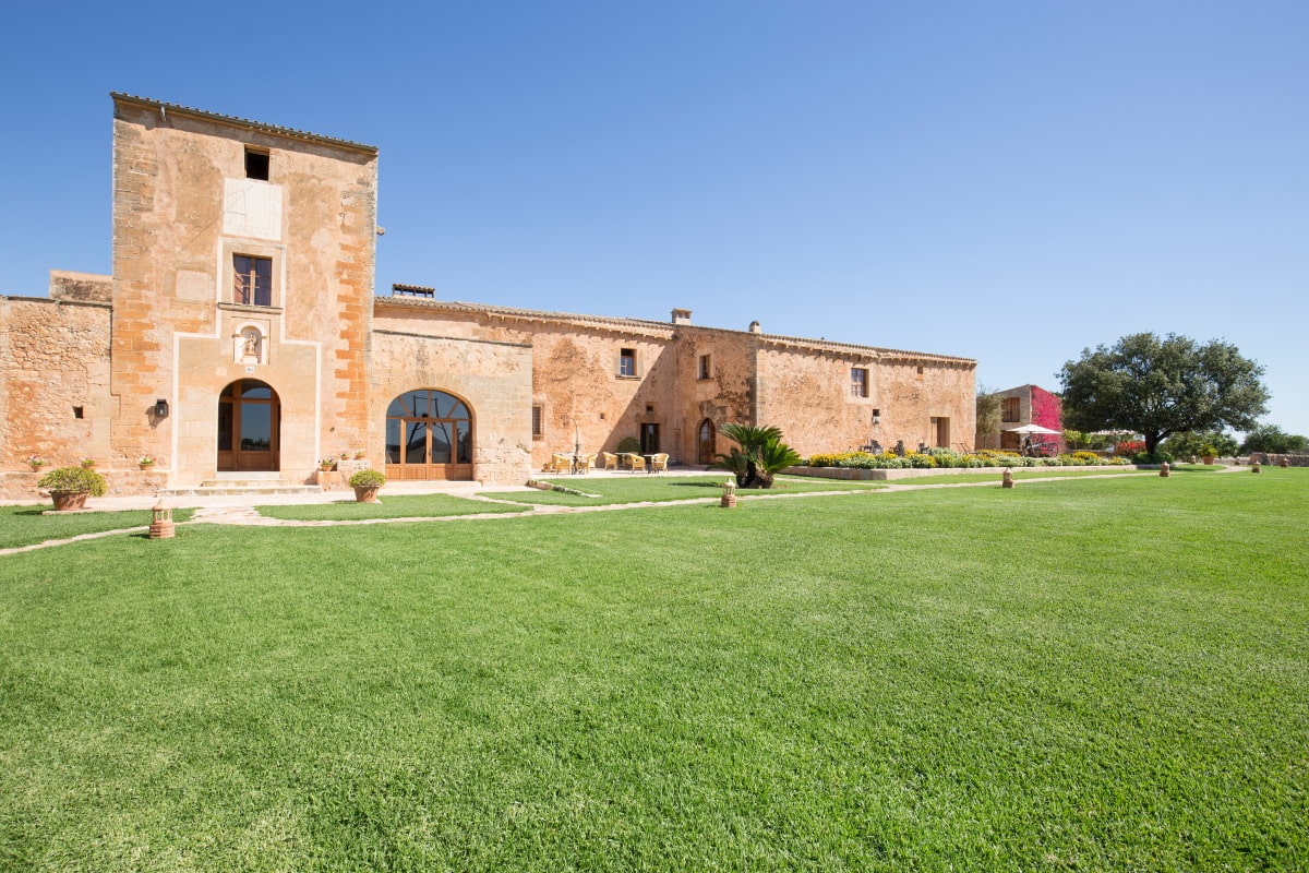 Hotel façade and exterior areas